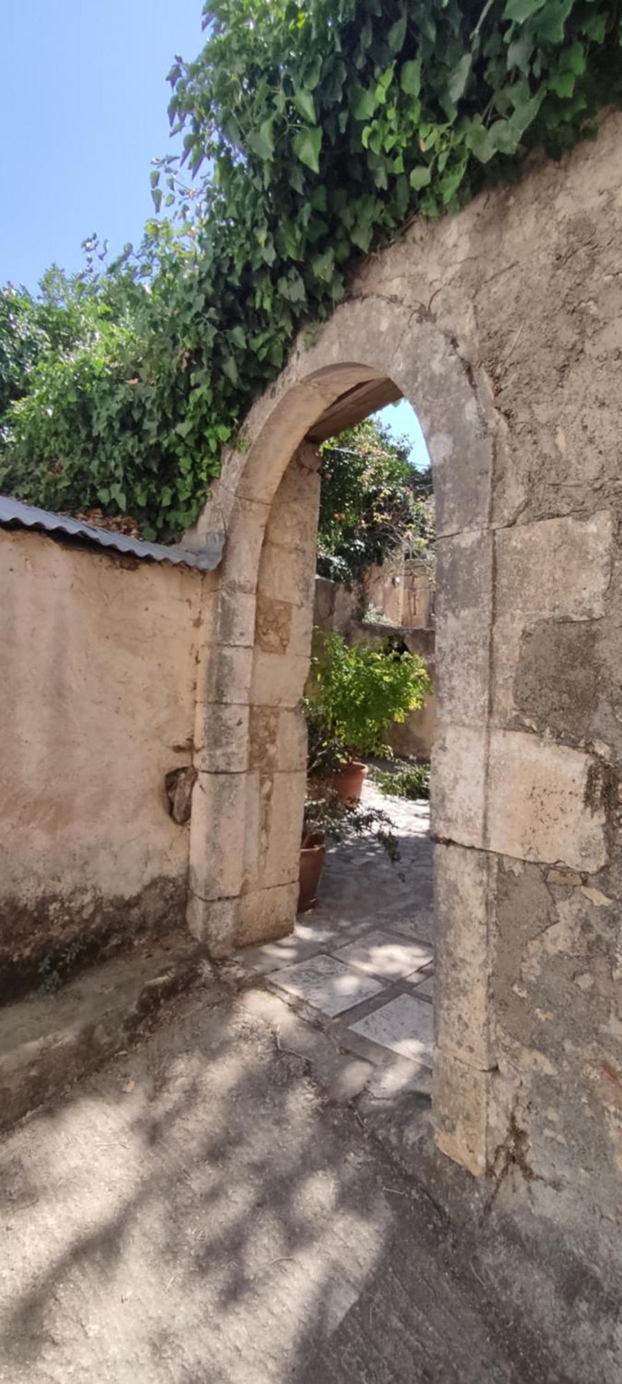 Villa Sofita With Tzakouzi Maroulas Exterior photo
